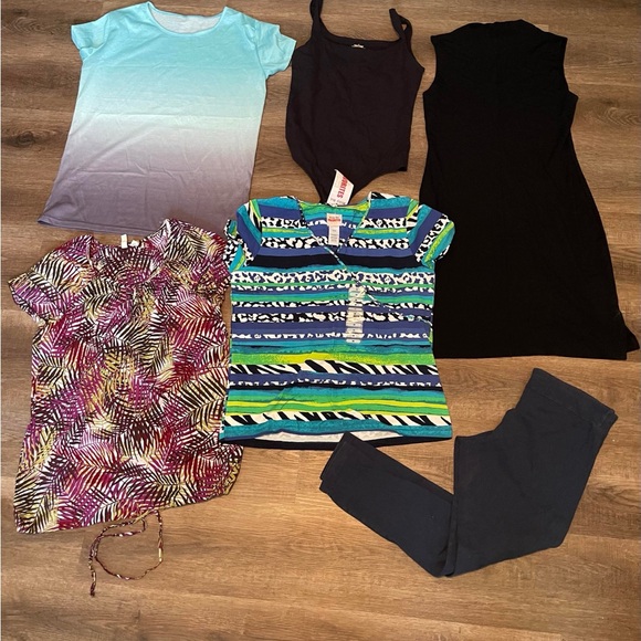 Women’s 16 pieces MEDIUM clothing BUNDLE - Picture 4 of 5